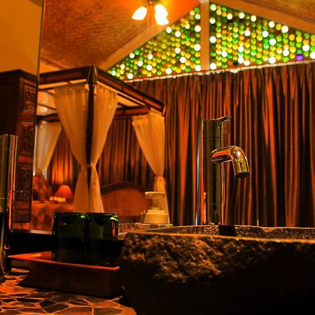 Tempat Senang Spa Resort & Restaurant Sekupang Exterior photo